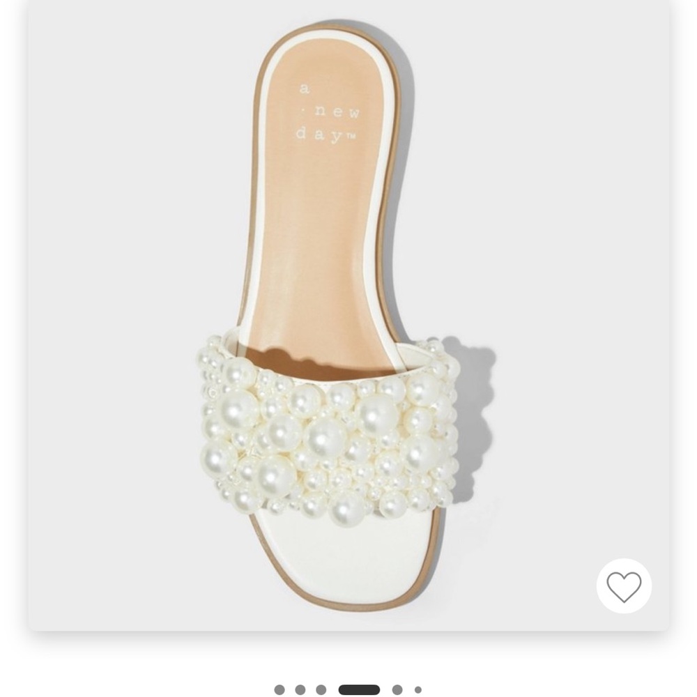 Women's Pearl Embellished Slide Sandals - Cream
